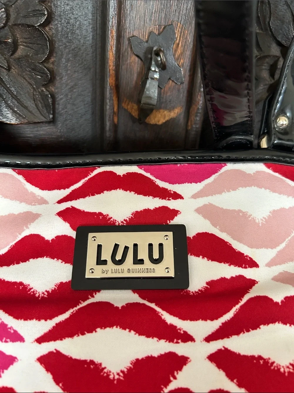 lululemon athletica Pink, Red & Whitei Kiss-Print Tote with Matching Wristlet